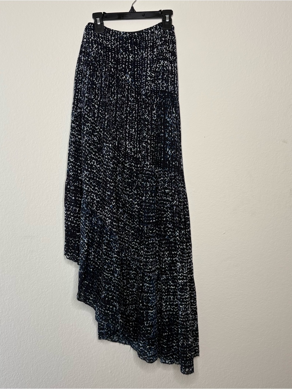Love Sam Rayon Cascading Maxi Skirt Elastic Waist Size Small Blue & White